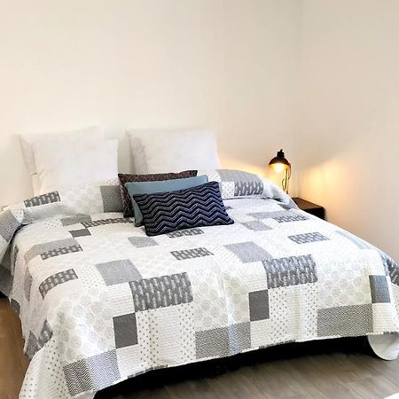 Au Coeur Du Vieux Village Saint-Chamas 외부 사진