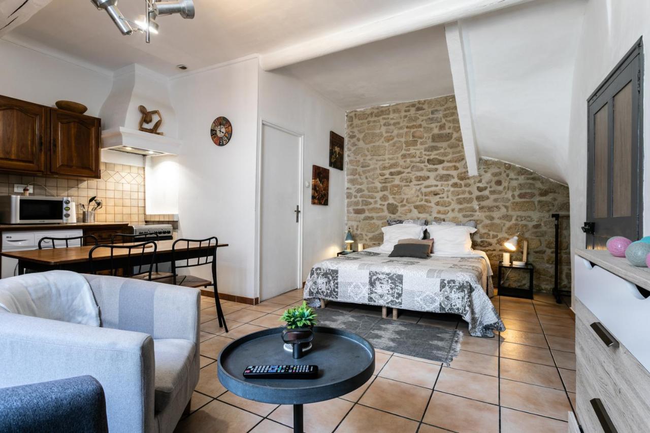 Au Coeur Du Vieux Village Saint-Chamas 외부 사진