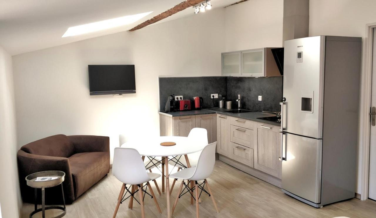 Au Coeur Du Vieux Village Saint-Chamas 외부 사진